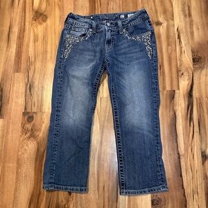 Miss Me Women’s Y2K Embellished Capri Jeans Size 27 Rhinestone Pockets